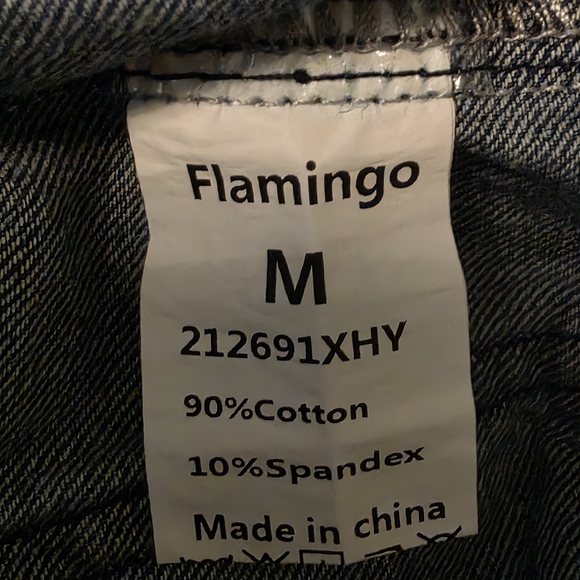 Flamingals Jeans Women’s Medium Curvy Fit Dark Wash Stretch Denim NWT - Picture 3 of 4